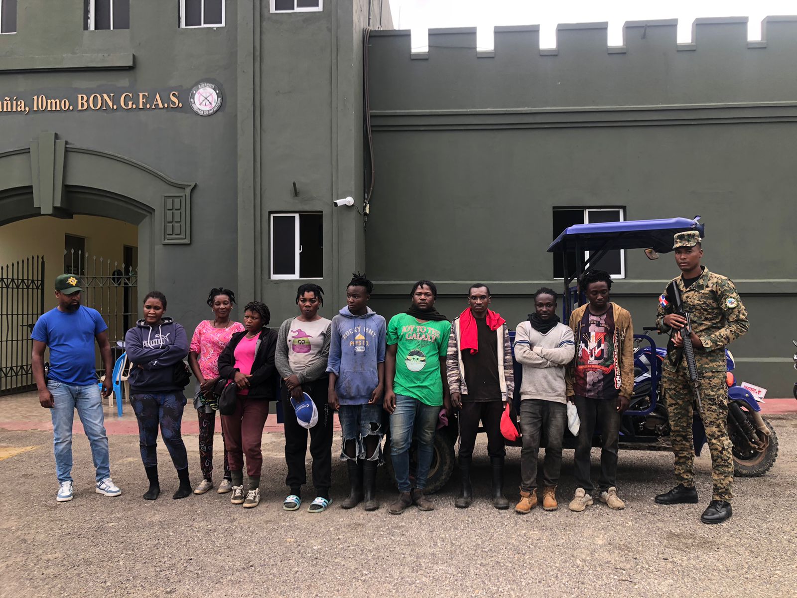 El Ejército detiene más de un centenar de haitianos indocumentados en operativos