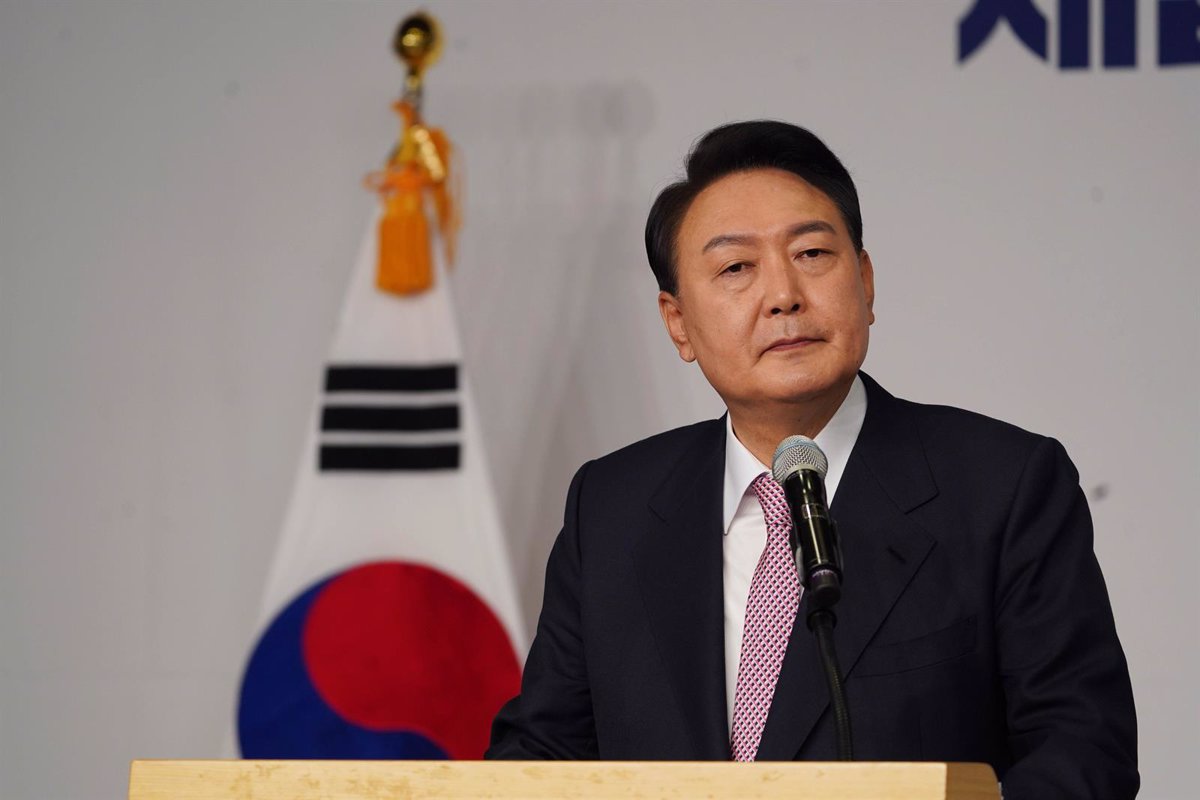 Presidente surcoreano decreta la ley marcial