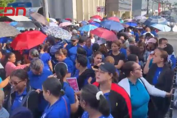 Asociación Dominicana de Profesores (ADP) inicia jornada de protesta en SFM por intoxicaciones registradas en centros educativos.