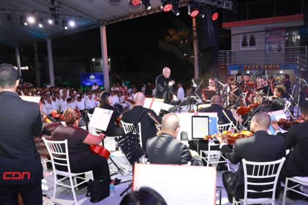 Presidente Luis Abinader lleva Orquesta Filarmónica a Mao. (foto, fuente externa)