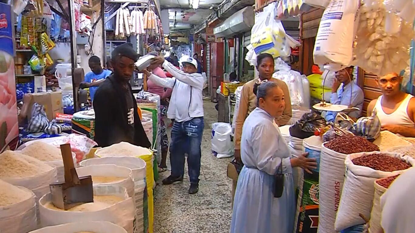 Asociaciones de comerciantes dijeron que productos como el café, aceite, ajo y cebolla aumentaron de precio en la entrada de este año 2025.