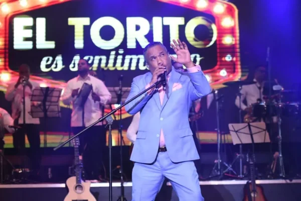 Bachatero Héctor Acosta “El Torito” celebrará “Gracias Dominicanos”