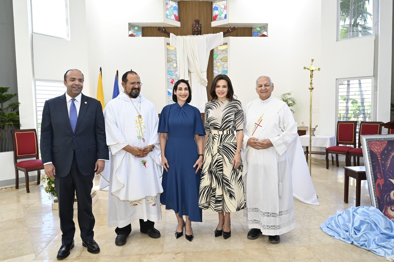 Banreservas renueva Parroquia Nuestra Señora del Sagrado Corazón