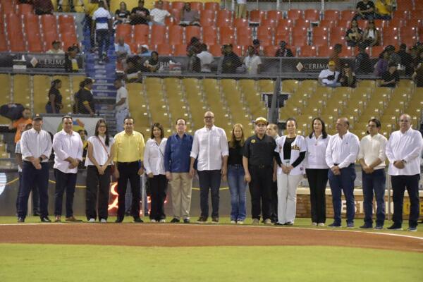 Este acto marca el comienzo de una nueva etapa del torneo, donde las Águilas Cibaeñas buscan consolidar su legado con una energía renovada y un enfoque decidido hacia el campeonato.