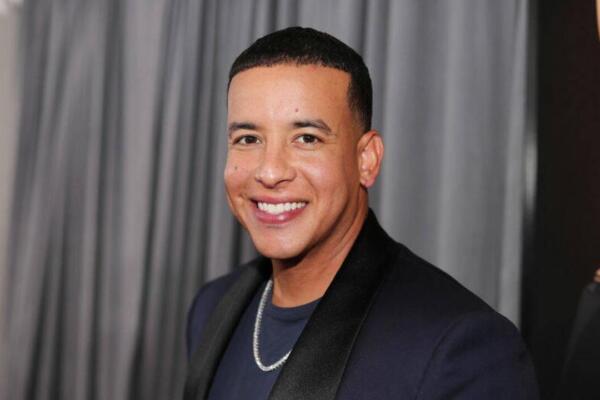 Al ritmo de alabanzas cristianas, Ramón Luis Ayala Rodríguez, conocido mundialmente como Daddy Yankee, recibió el año nuevo en Puerto Rico. Foto: Fuente Externa