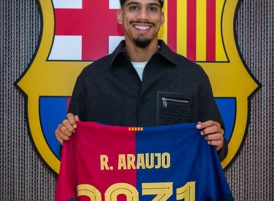 Ronald Araujo ha jugado 154 partidos con el primer equipo del Barcelona, con un balance de 8 goles y 6 asistencias.