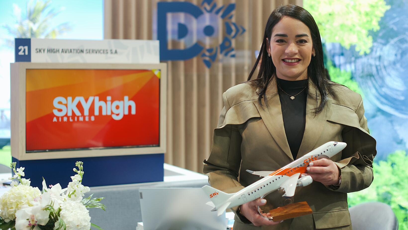 Sky High airlines presenta novedades y fortalece alianzas en FITUR 2025