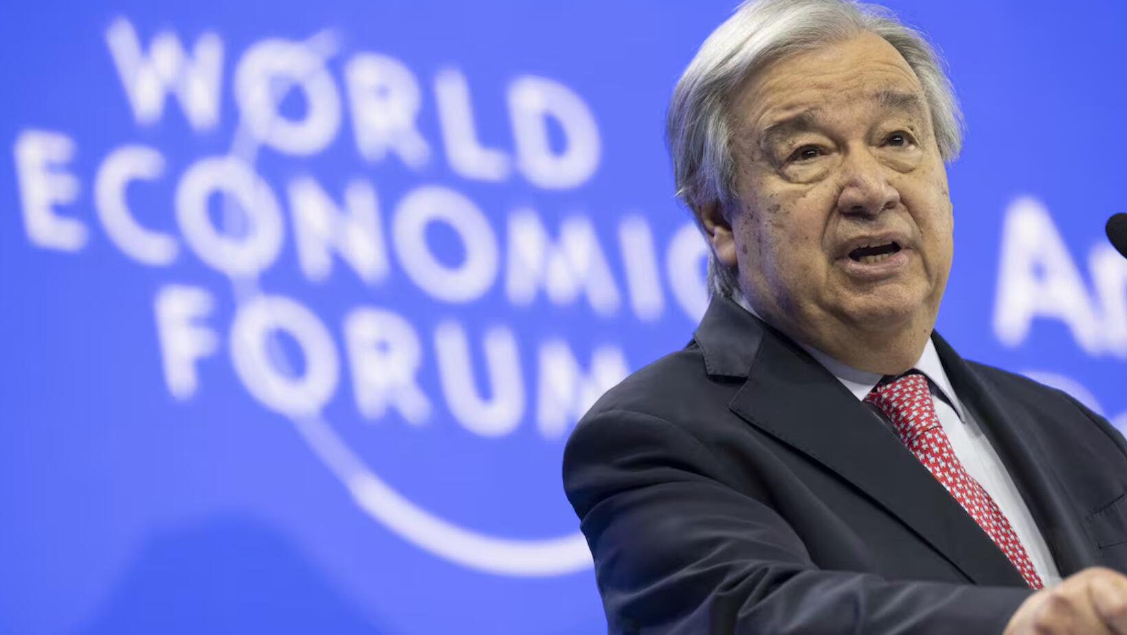 ¿Por qué los bancos abandonan la lucha climática en 2025?