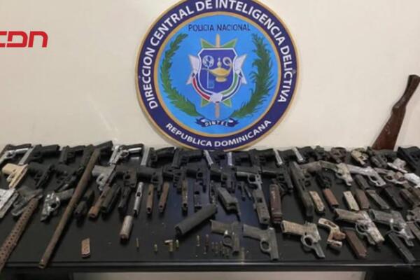 Allanamiento en una residencia local en el Higuerito de Moca.
