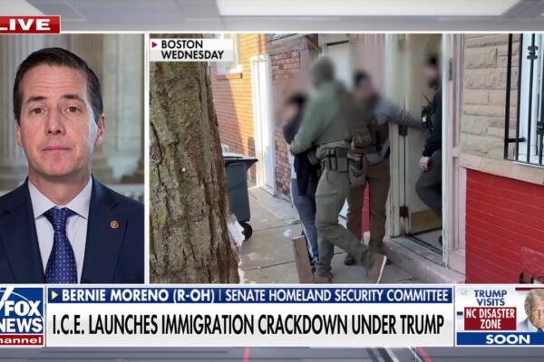Dominicanos arrestados en las redadas de Trump. Foto: Captura Fox News Boston 