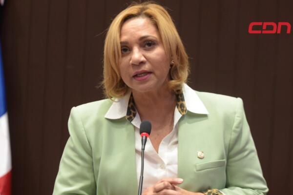  Soraya Suárez, diputada del Partido Revolucionario Moderno (PRM)