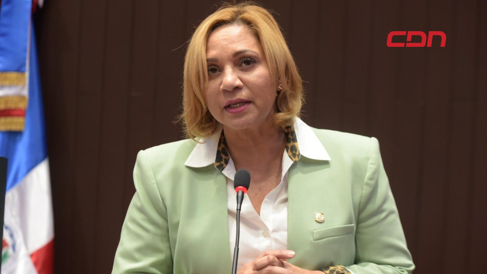 Fallece madre de Soraya Suárez