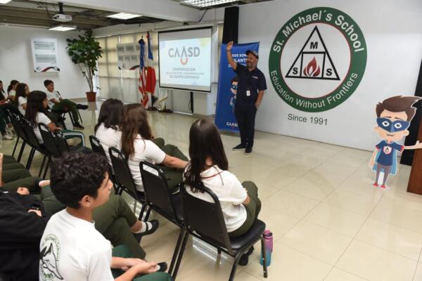 Forman más de 1,700 estudiantes como Vigilantes del Agua
