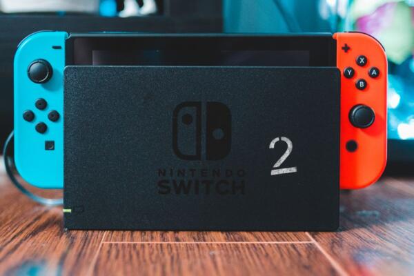 Nintendo ha desvelado la apariencia de su nueva consola Switch 2, confirmando su apuesta por un continuismo en el diseño.