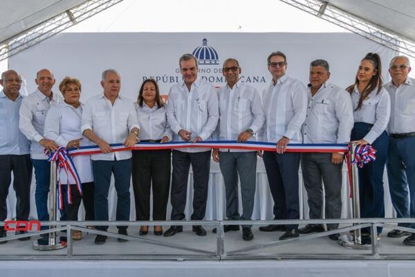 Federico Reynoso afirma presidente Abinader inauguró 759 obras en 2024. (foto, fuente externa)