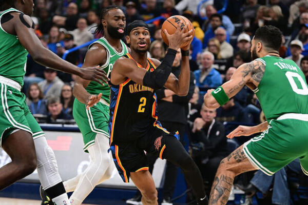 Oklahoma derrotó a Boston y es líder en el Oeste de la NBA