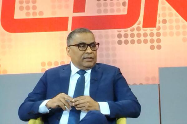 El exministro de Obras Públicas señaló que la baja inversión del Gobierno retrasa la entrega de las infraestructuras necesarias (foto: Félix de la Cruz)