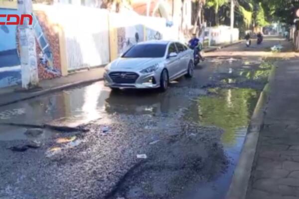 Mal estado de las calles en el Barrio Moronta, en el municipio de Moca, provincia Espaillat.