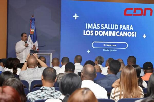 Doctor Mario Lama, titular del Servicio Nacional de Salud (SNS) 