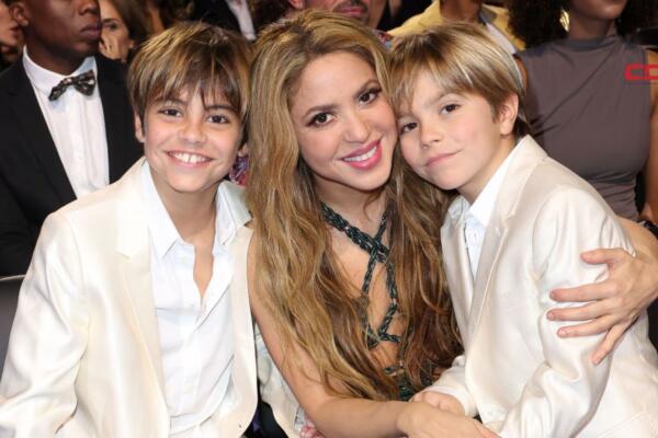 Shakira junto a sus hijos, Milán y Sasha. (foto, fuente externa)