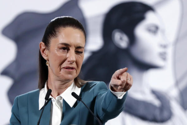 La presidenta de México, Claudia Sheinbaum, durante una rueda de prensa en Palacio Nacional de la Ciudad de México. 
EFE/ Mario Guzmán