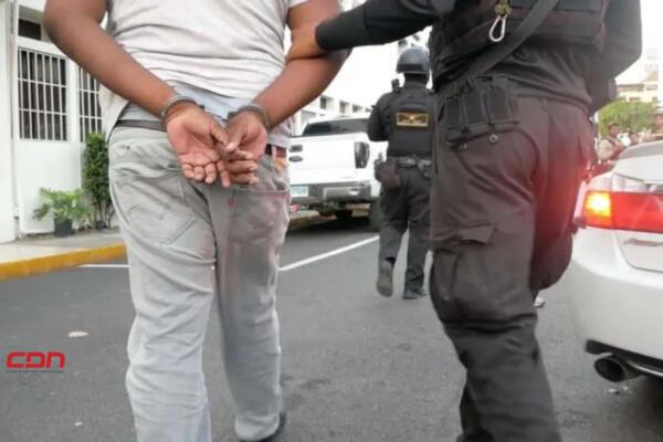 Trasladan imputados de Operación Panthera 7 al Palacio de Justicia de SDE. (foto, fuente externa)