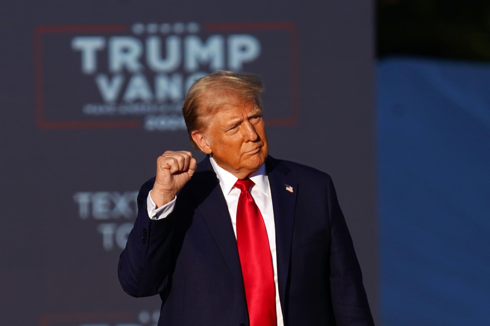 Trump se apartará de la administración de su empresa e inversiones durante su presidencia