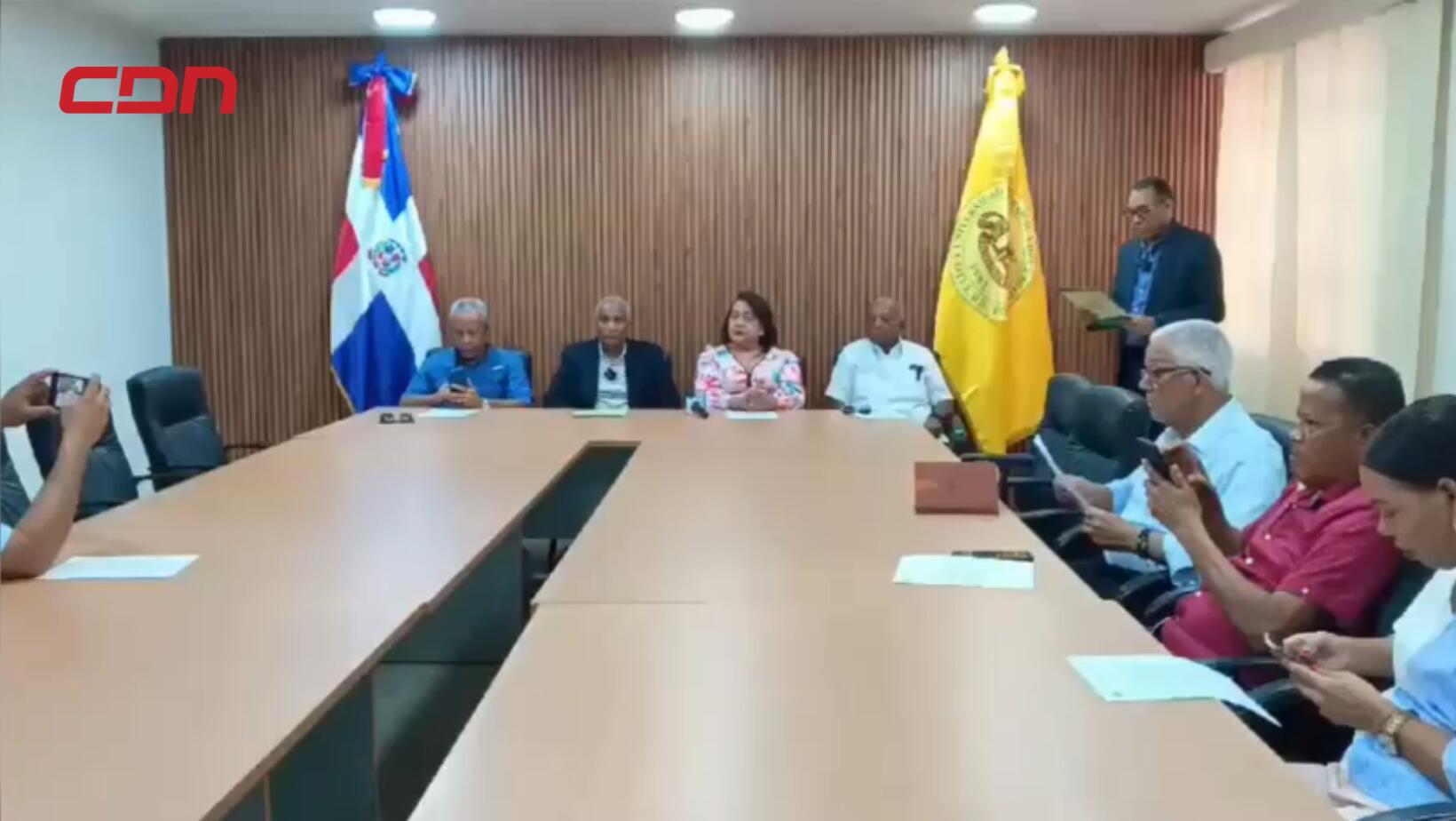 Universidad Uteco se pone a disposición para mediar en conflicto entre Barrick Gold y comunidades de Zambrana