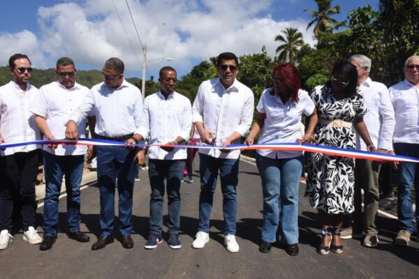 David Collado inaugura obras en Samaná: un impulso al turismo local