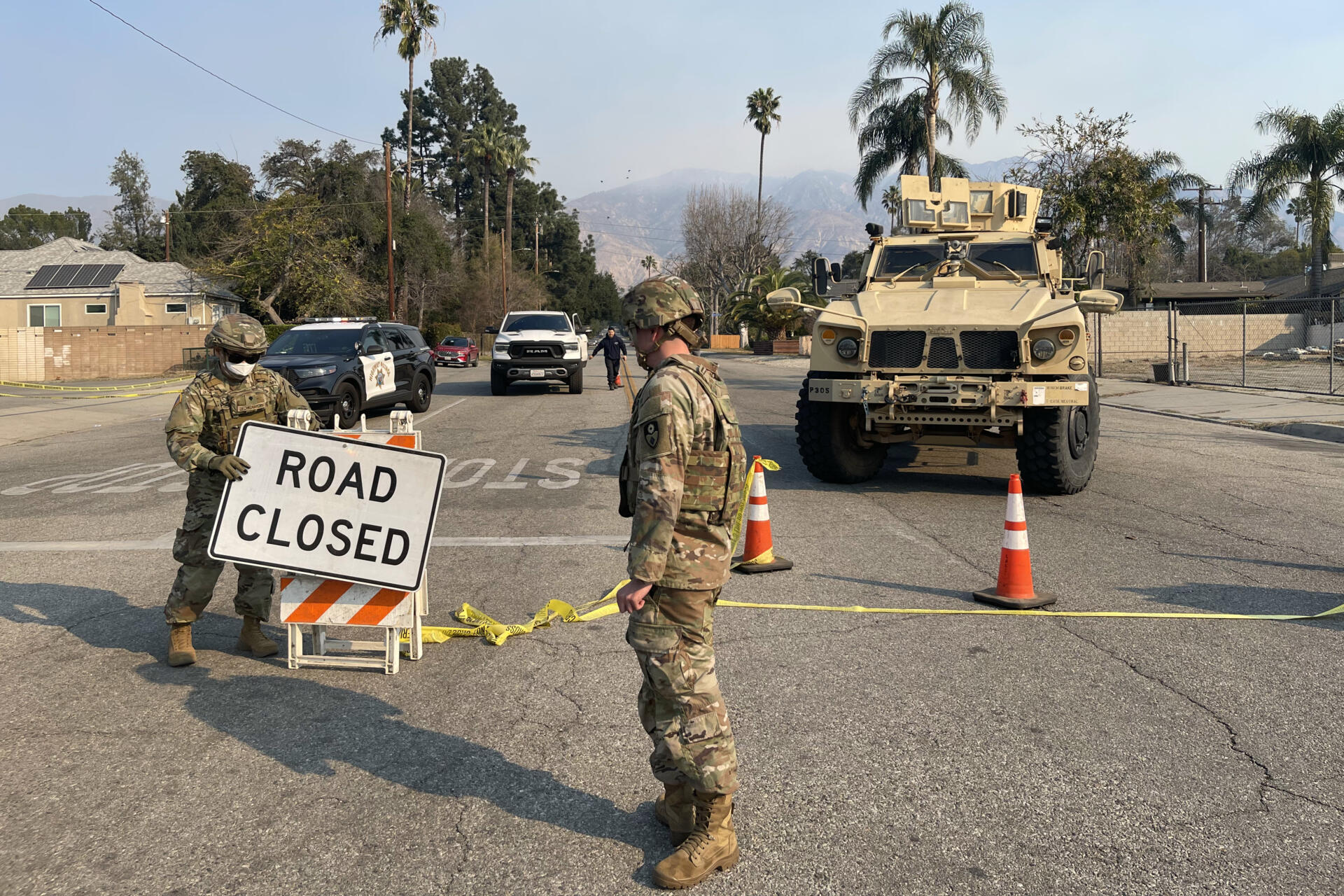 Los Ángeles incrementa su seguridad con toque de queda