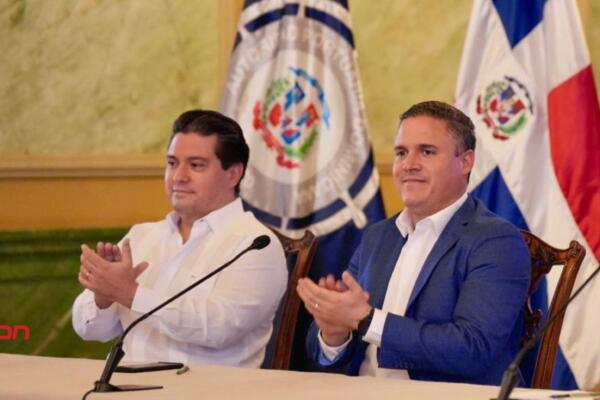Jean Luis Rodríguez, titular de Apordom, calificó de vital importancia la presencia de la entidad en la feria. (foto, fuente externa)