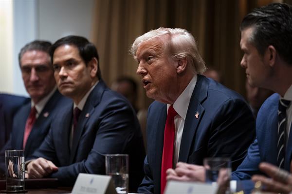 Trump acaba con las licencias de EE.UU. para la exportación de petróleo de Venezuela