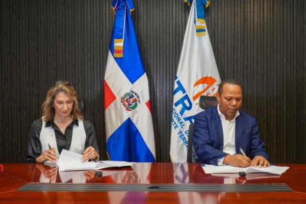 Intrant y Referencia Laboratorio Clínico, suscribieron un acuerdo de colaboración. (foto, fuente externa)