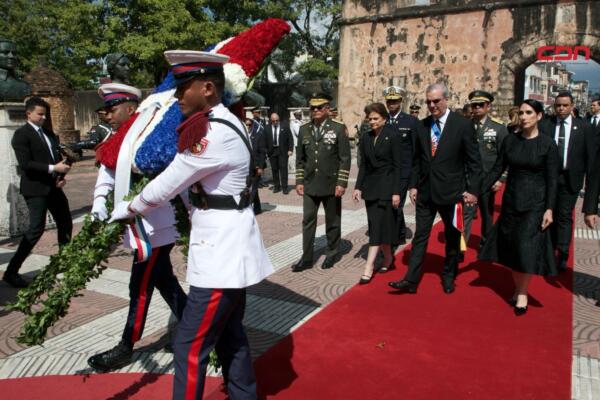 Abinader asiste a tedeum por el 181 aniversario de la Independencia Nacional. (foto, fuente externa)