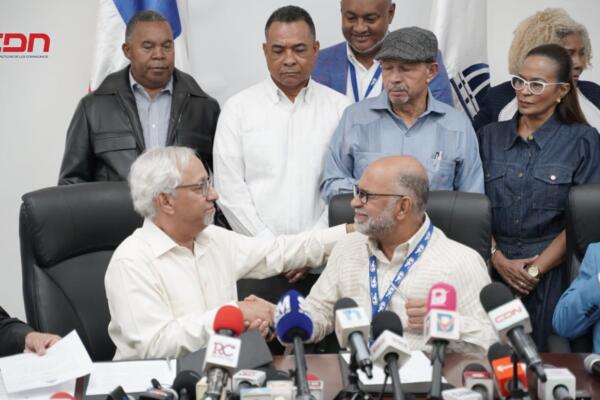 Según el acuerdo, los docentes que obtengan valoraciones de 70 puntos o más recibirán incentivos económicos entre un 17% y un 32%. (foto, fuente externa)