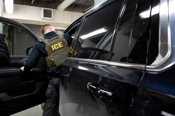 Así puedes identificar a una patrulla fronteriza del ICE en EEUU