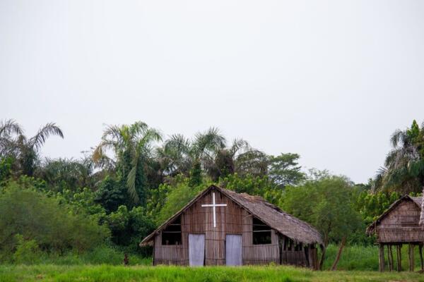 Ataque a iglesia protestante deja 70 cristianos muertos por decapitación