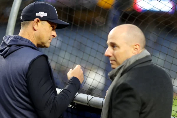 Con un récord de por vida de 603-429 como piloto, Aaron Boone ocupa el séptimo lugar en la lista histórica de victorias de los Yankees, habiendo superado la marca de Billy Martin (556) la temporada pasada.