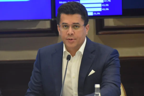 De acuerdo a los directivos de Abasaca esta dedicatoria no solo resalta su trabajo, “sino que también refuerza el compromiso del Baloncesto de Santiago con el desarrollo y promoción del deporte, la cultura y el turismo en la provincia”. 
