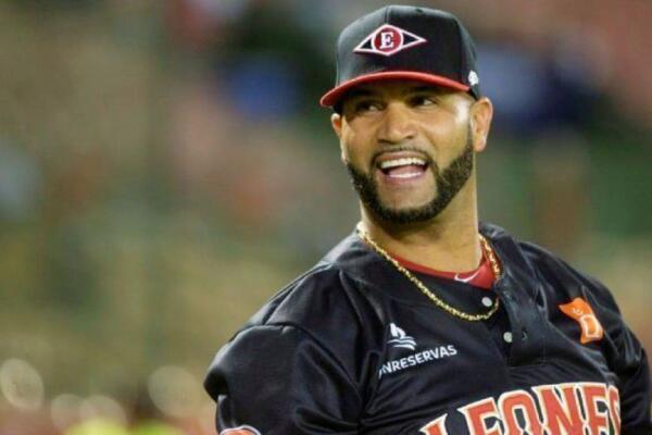 La República Dominicana ha ganado una de las cinco ediciones del Clásico Mundial de Béisbol, en el 2013 de manera invicta bajo el manager Tony Peña. 
