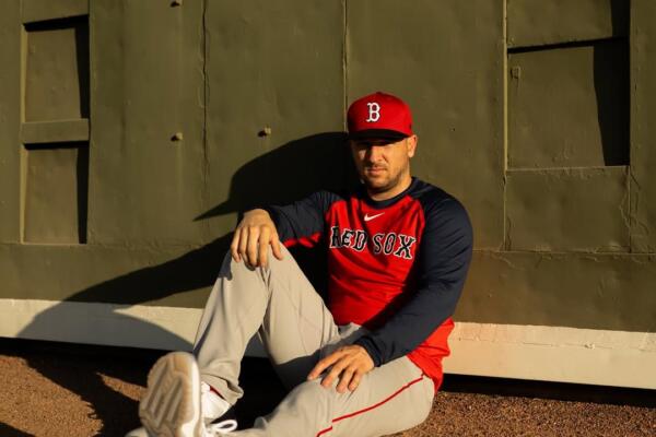 Creo que todos aquí creemos en nuestras habilidades”, continuó Bregman. “Pienso que si todos ponemos el esfuerzo necesario esta temporada, tenemos una gran oportunidad de ser un equipo ganador. 