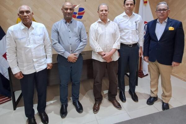 Las elecciones de esgrima están fijadas para el 22 de este mes. En la reunión se recordó que la comisión electoral es responsable, según los estatutos de la Fedomes, “organizar, dirigir y celebrar el certamen eleccionario de conformidad como lo establece el artículo 2 de los estatutos” de la entidad.
