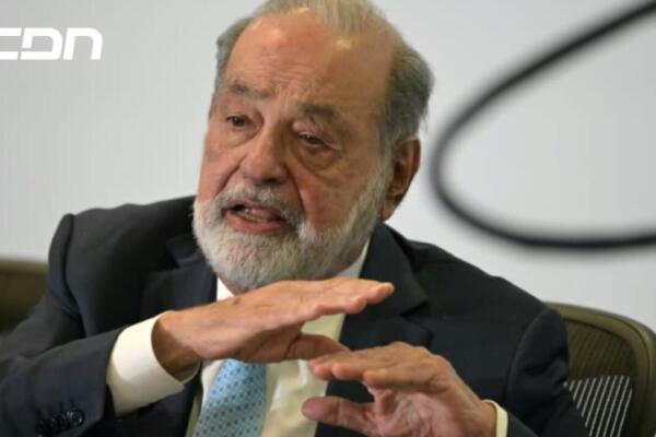 El magnate mexicano Carlos Slim critica política arancelaria de Donald Trump; asegura es estrategia de negociación. Foto: Fuente Externa