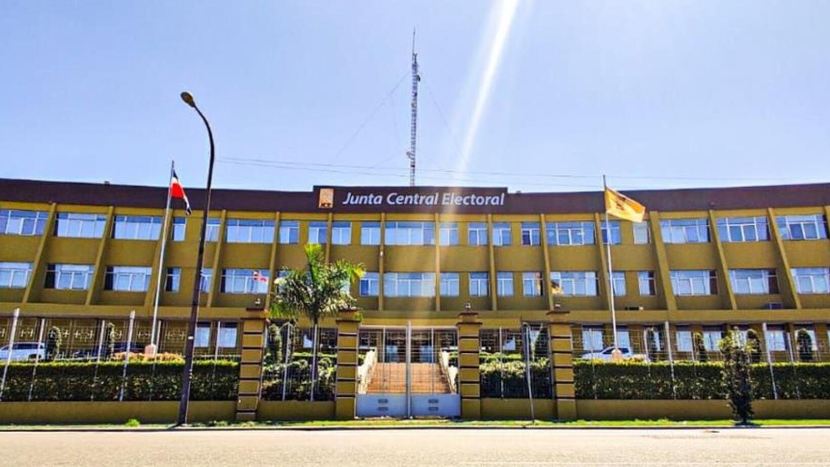 La Junta Central Electoral advierte sobre el inicio de precampaña y campaña electoral
