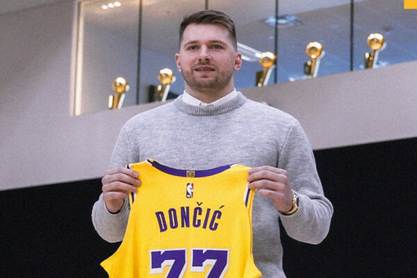 Luka Doncic no ha jugado desde Navidad debido a una distensión en la pantorrilla, pero se cree que está cerca de volver a la actividad. Los Lakers tienen cuatro partidos en el área de Los Ángeles en los próximos siete días, incluyendo un partido fuera de casa contra los Clippers el martes por la noche.