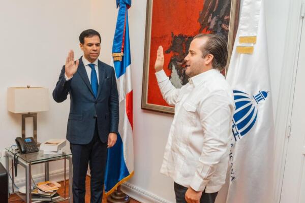 Paliza posesiona a Robertico Salcedo como nuevo ministro de Cultura y defiende gestión de Milagros Germán (FOTO fuente externa)