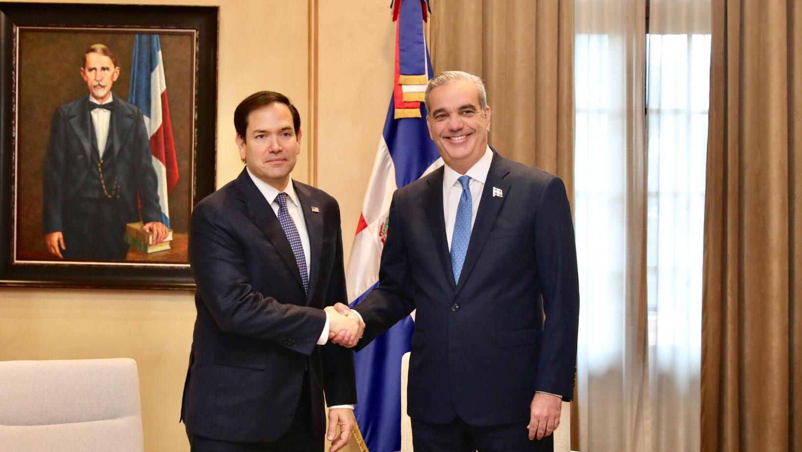 Presidente Abinader recibe en su Despacho al secretario de Estado de EE.UU., Marco Rubio