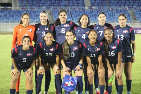 Las criollas marcaron al minuto tres por parte de Renata Mercedes y al 23 remató Ava Baker, pero que estuvo todo el tiempo buscando la portería, con tiros a puertas de diferentes ángulos. 