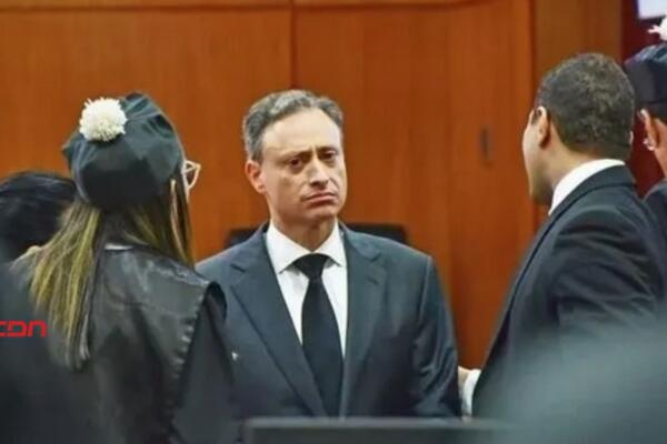 Carlos Balcácer, abogado defensor de Rodríguez, expresó que las acciones de los jueces socavan la imparcialidad del proceso y perjudican el derecho de su cliente a un juicio justo. (Foto, fuente externa)