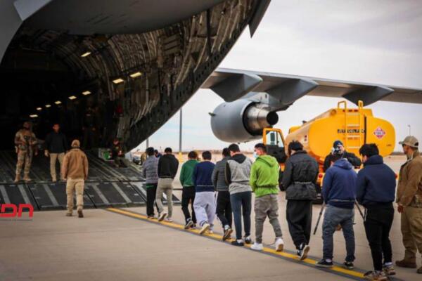 Según los datos de las autoridades internacionales, de los 213 deportados, 125 fueron regresados por haber ingresado de manera ilegal a territorio estadounidense. (foto, fuente externa)